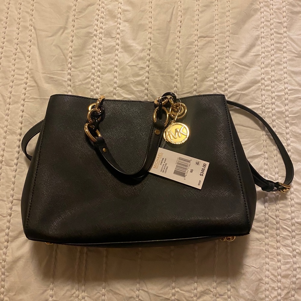 Michael Kors Med Saffiano Satchel